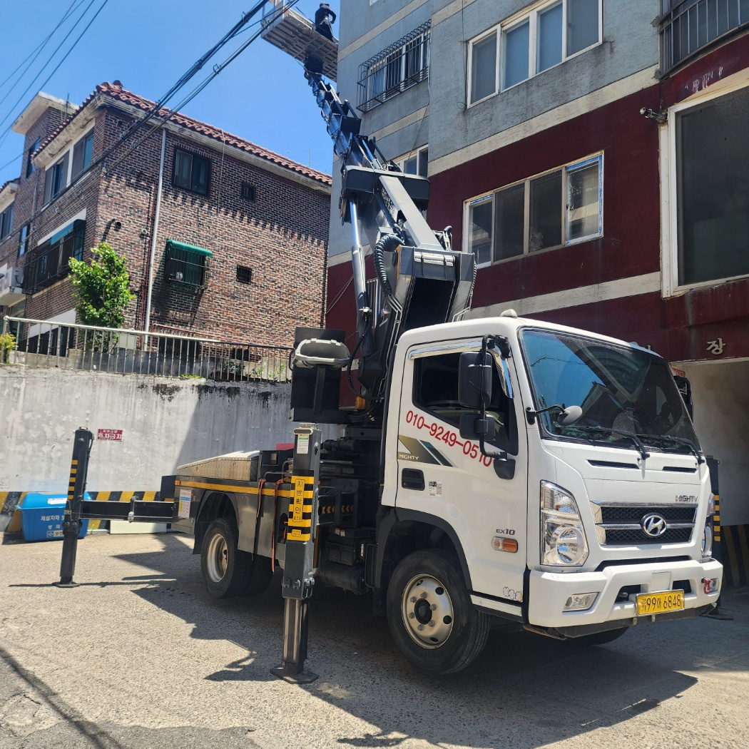 가로수 전지 스카이차 작업사진