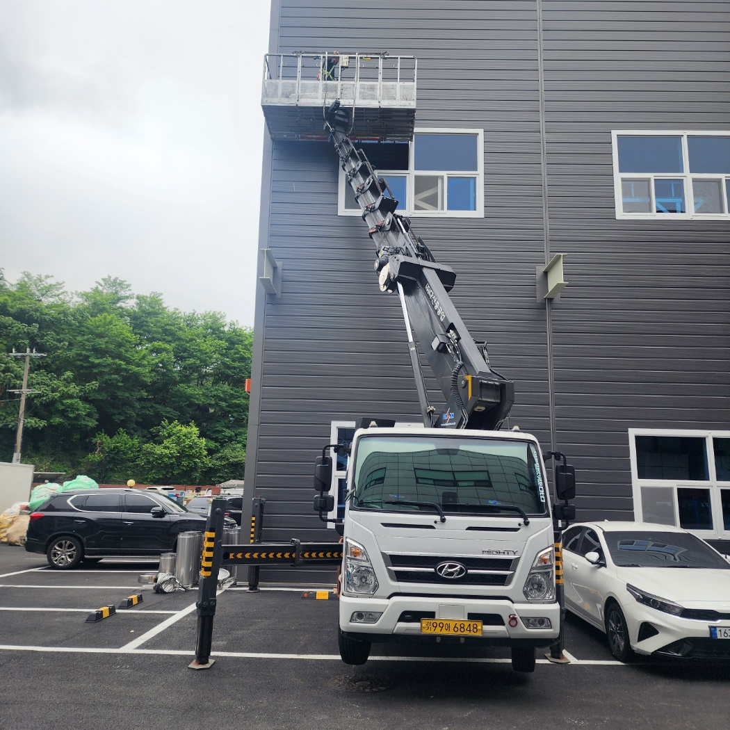 CCTV 설치 스카이차 작업사진